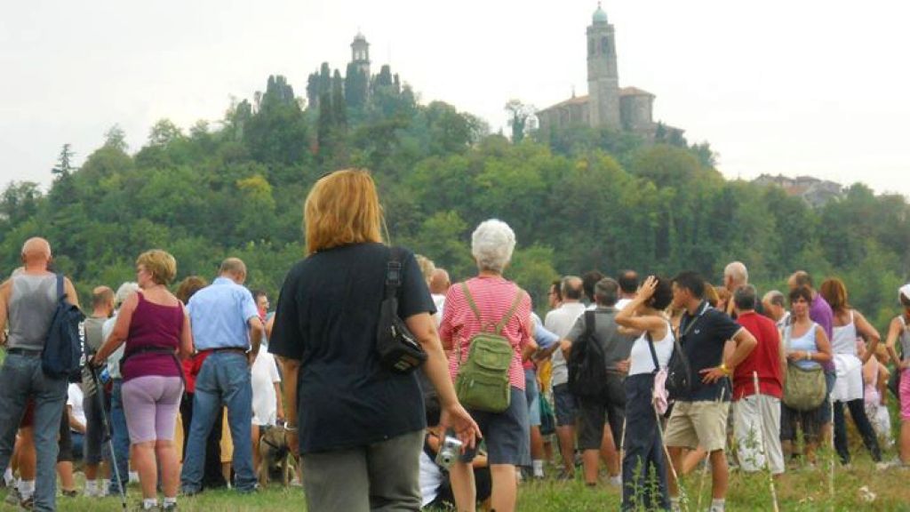 “Vignale, tra valli e cascine” alla scoperta di querce secolari, orchidee selvatiche e farfalle
